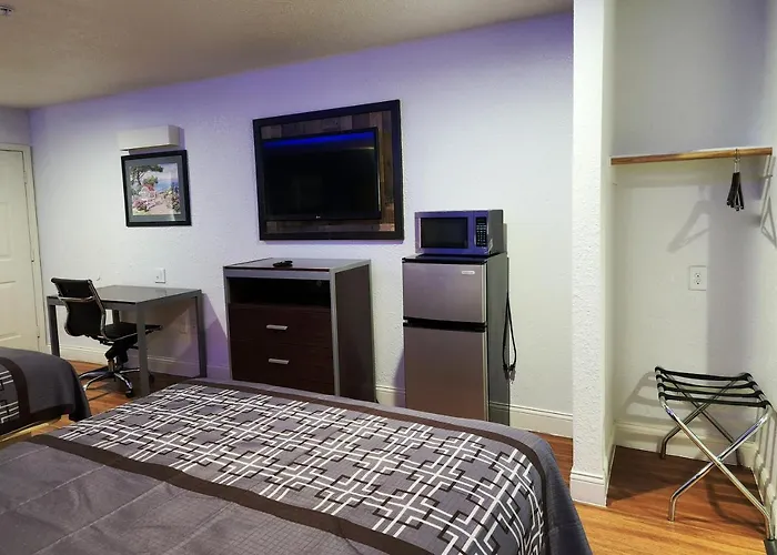 Express Inn Tomball