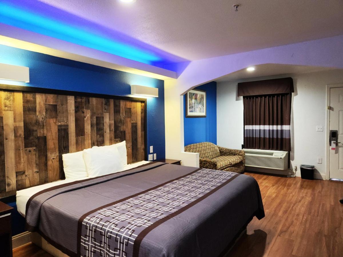 Express Hotel