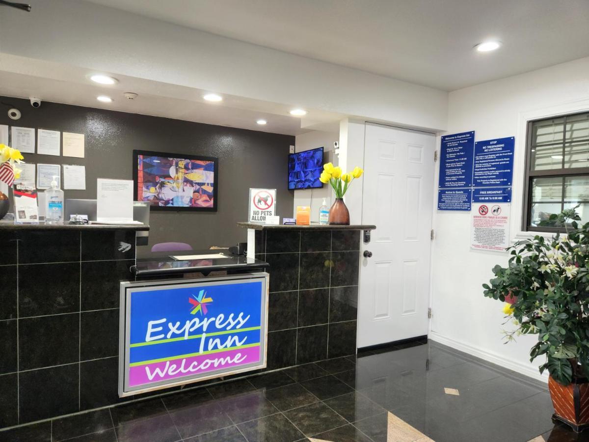 Express Hotel 3*