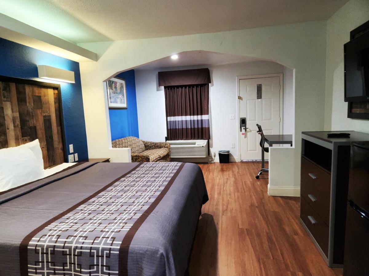 Express Hotel